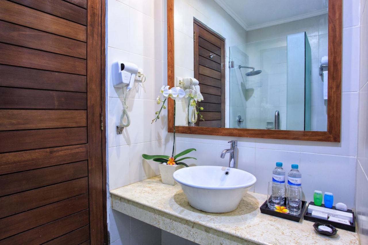 Adhi Jaya Hotel Kuta Lombok Zewnętrze zdjęcie